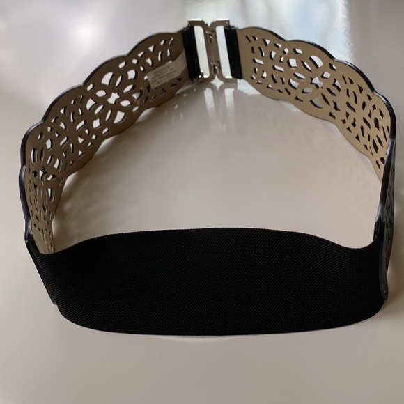 Apt. 9 Women Black Belt M/L Faux Leather cut-out stretch belt.Tassels Boho - Picture 4 of 6